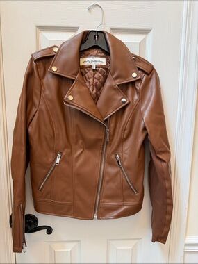 Sebby Collection Women's Tan Faux Leather Moto Jacket